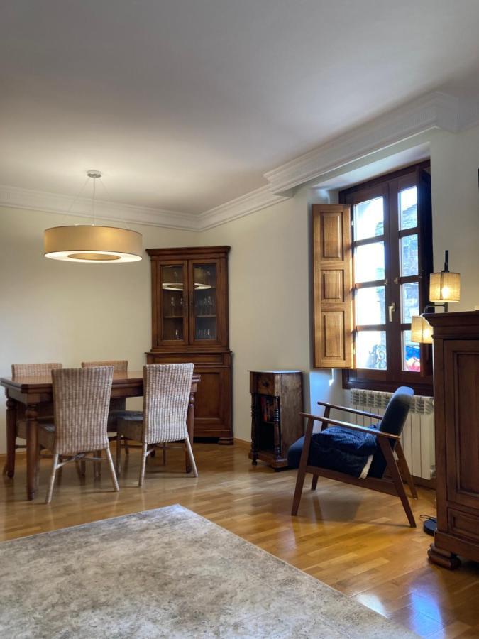 Ferienwohnung El Balcon De La Catedral Jaca Exterior foto